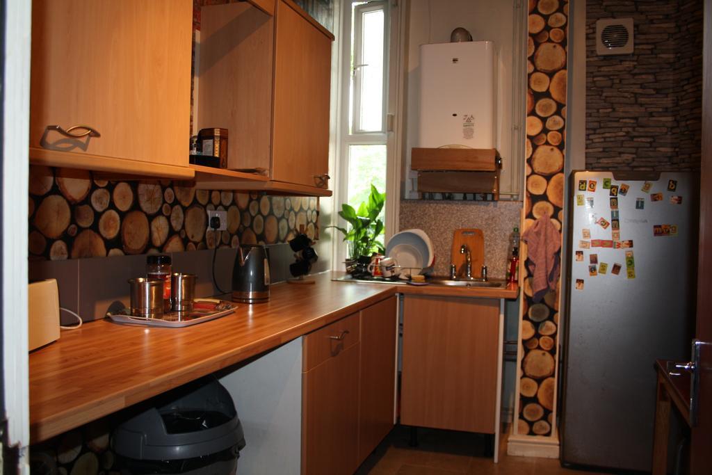 East Midlands Guesthouse Derby Exteriör bild